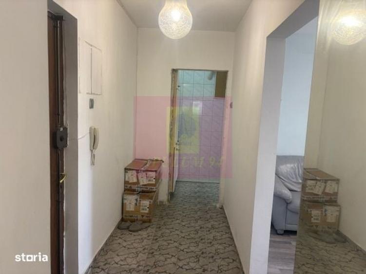 Apartament cu 3 camere decomandat în Morarilor