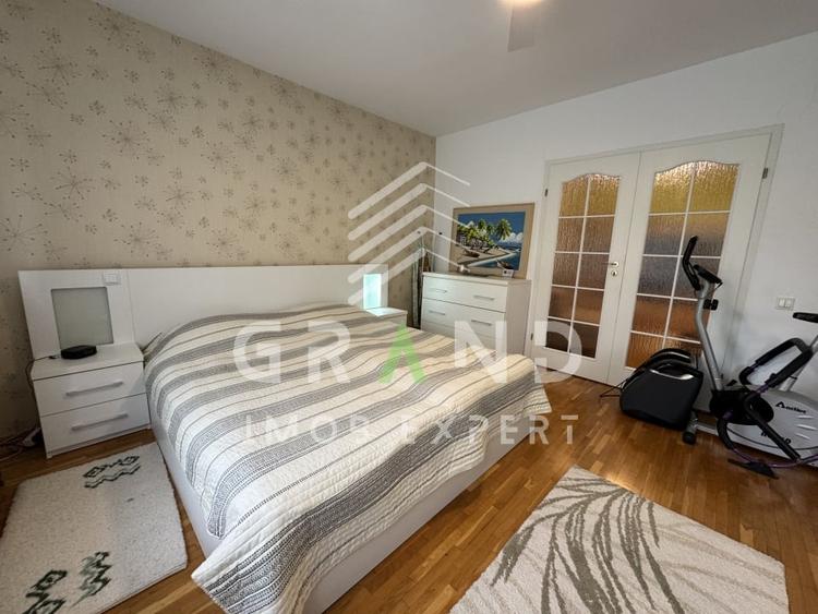 Casă individuală cu 4 camere cu Canalizare în Dâmbul Rotund