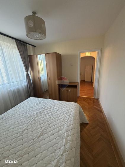 Apartament cu 2 camere decomandat în Calea București