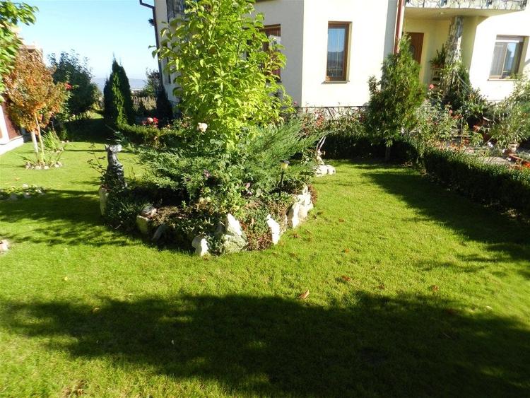 Casă individuală cu 6 camere cu Canalizare în Europa