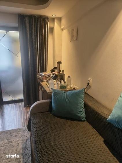 Apartament cu 2 camere decomandat în Școlilor