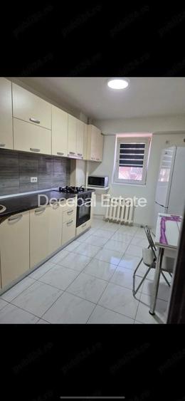 Apartament cu 2 camere decomandat, mobilat în Apărătorii Patriei
