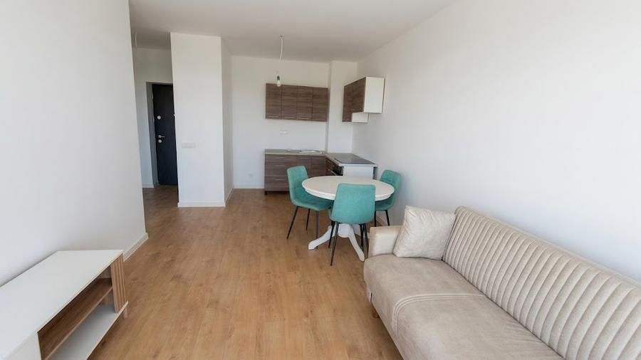 Apartament cu 2 camere decomandat, mobilat în Central