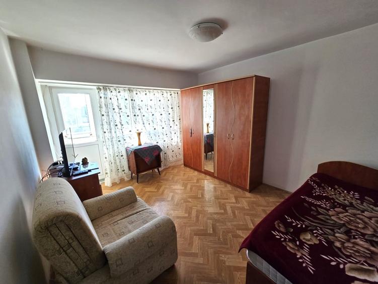 Garsonieră decomandată în Colentina