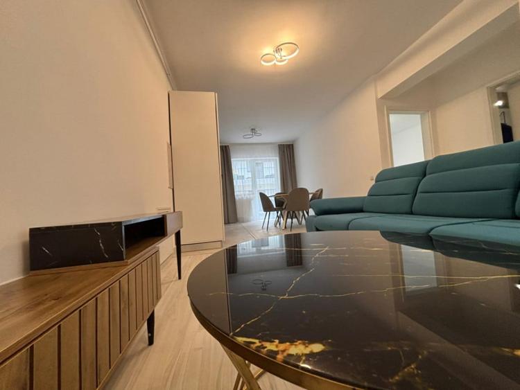 Apartament cu 2 camere semidecomandat în Florești — fotografia 3