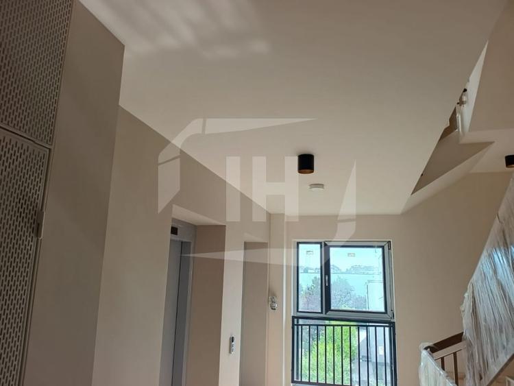 Apartament cu 2 camere semidecomandat în Între Lacuri