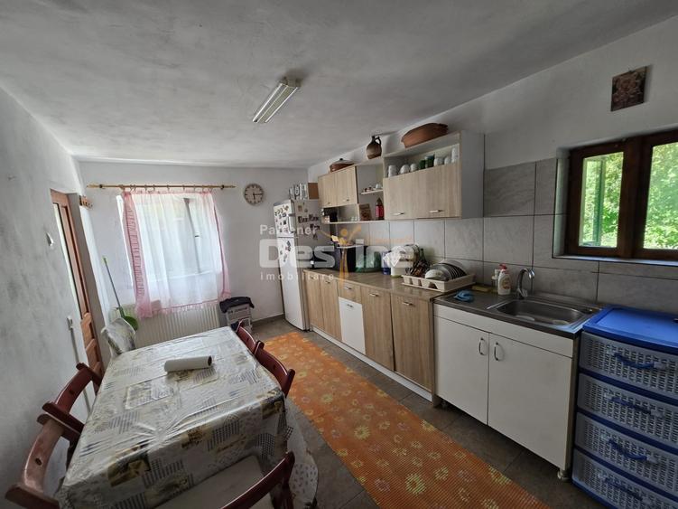 Casă individuală cu 3 camere cu Canalizare în Buftea