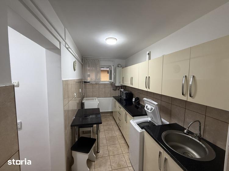 Apartament cu 2 camere decomandat în Micro 4