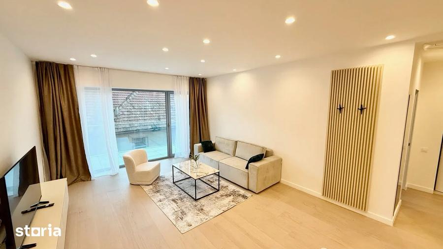 Apartament cu 2 camere semidecomandat, mobilat în Aviației