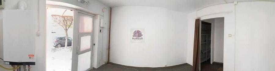 Spațiu comercial, de 17.49 mp, în Central