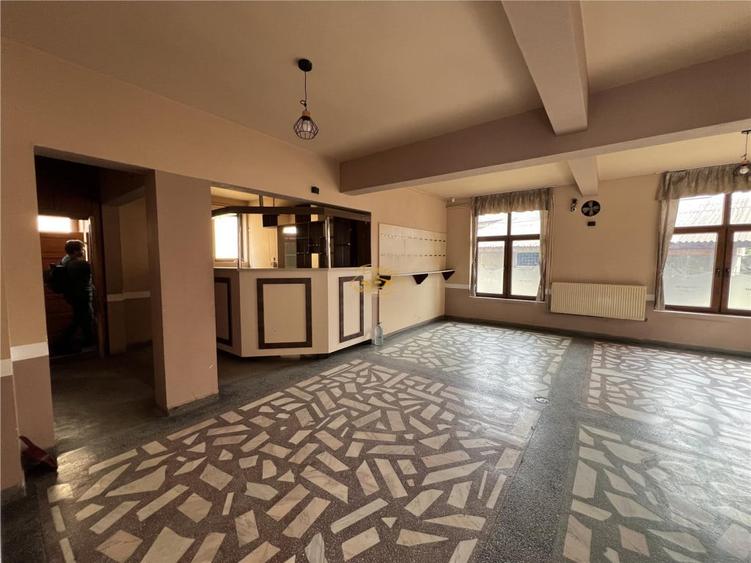 Spațiu comercial, de 215 mp, în Ocna de Sus