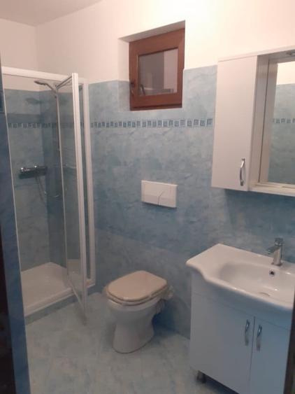 Casă cu 4 camere cu Teren 601 Mp în Vânători