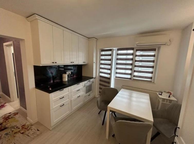 Apartament cu 3 camere în Dorobanți