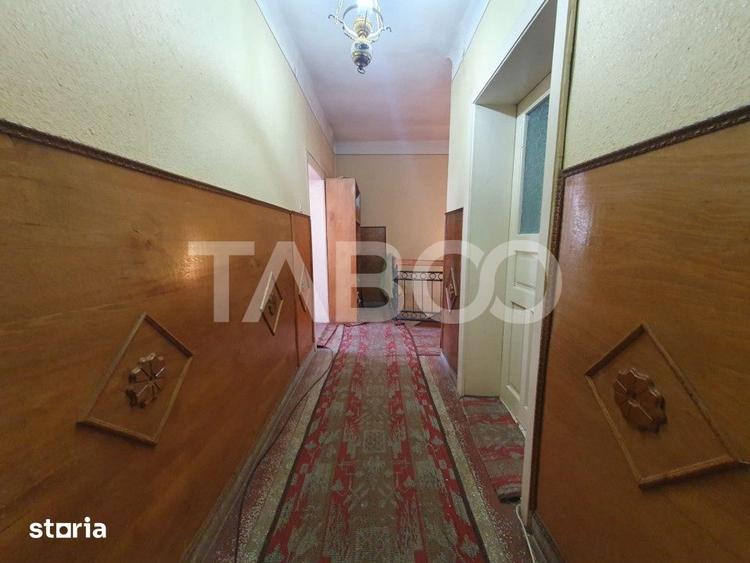 Casă cu 4 camere cu Teren 374 Mp în Central