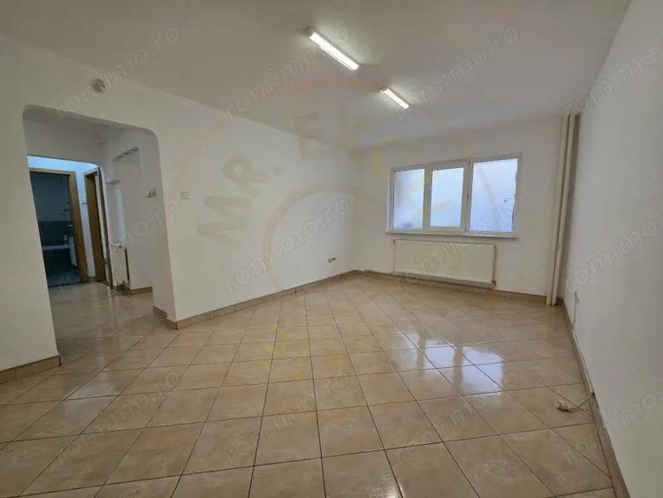Spațiu comercial, de 50 mp, în Central