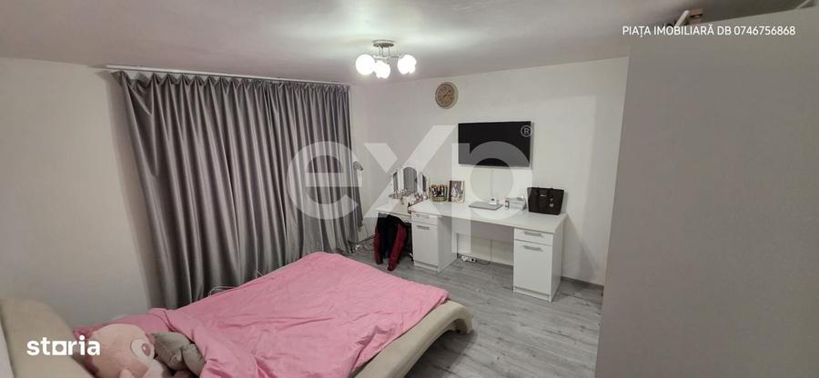 Apartament cu 2 camere decomandat în Micro 4