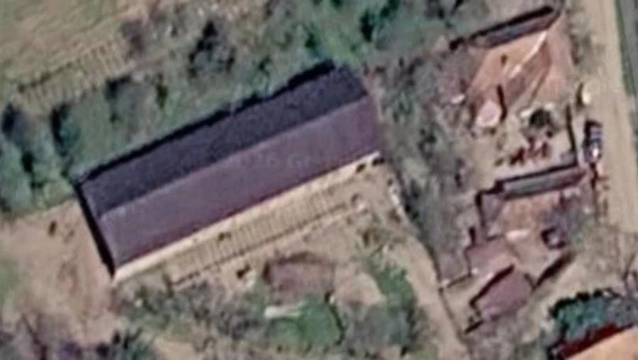 Casă cu Teren 40000 Mp în Sârbi