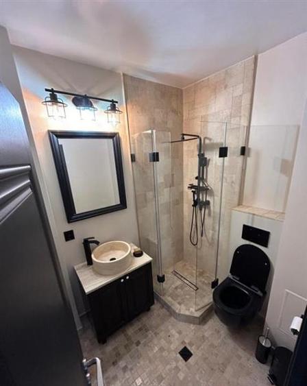 Apartament cu 3 camere semidecomandat, mobilat în Gheorgheni