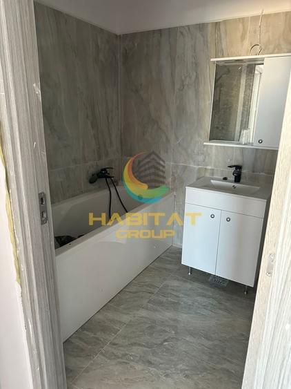 Apartament cu 3 camere decomandat în Berceni