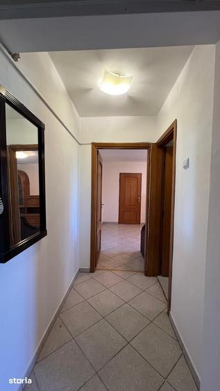 3 camere cu vedere la Parc Humulesti - 6