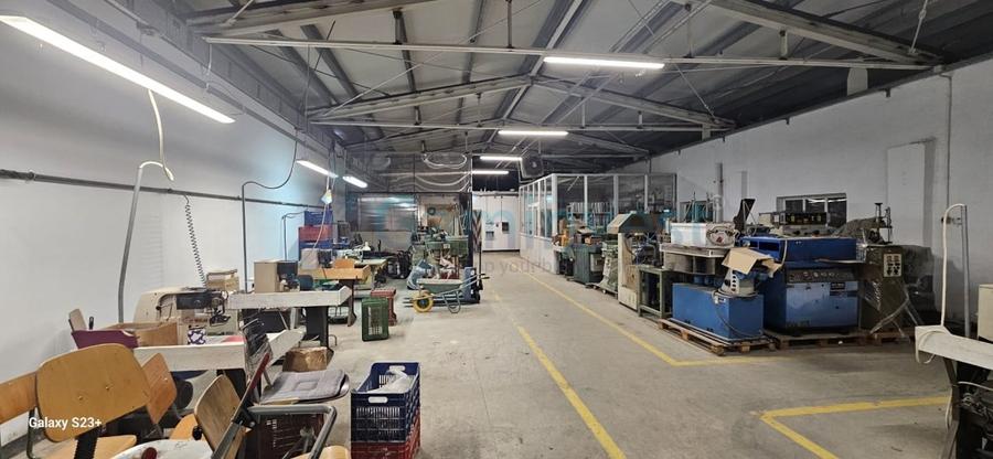 Spațiu industrial, de 2,196 mp, în Pecica