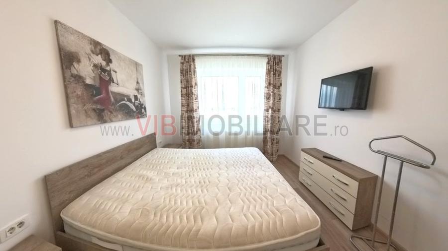Apartament cu 2 camere semidecomandat, mobilat în Tractorul