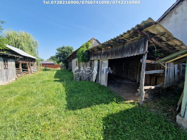 Casă individuală cu 3 camere cu Teren 4721 Mp în Dănești