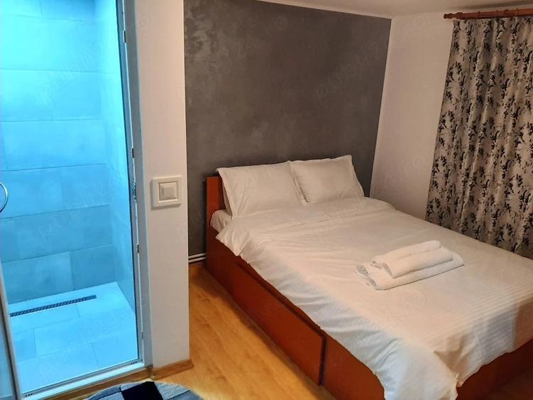 Garsonieră decomandată în Central