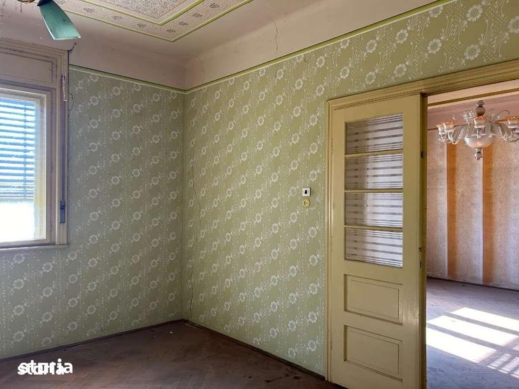 Casă cu 3 camere cu Teren 1200 Mp în Borș