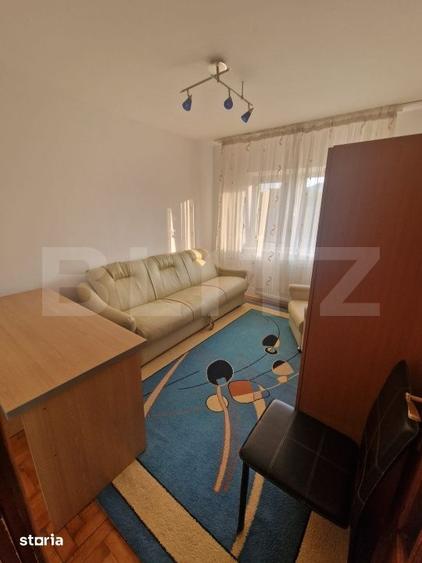 Apartament cu 3 camere decomandat, mobilat în Obcini
