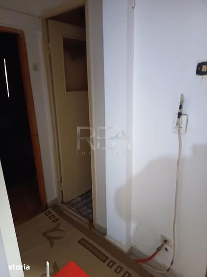 Apartament cu 3 camere, mobilat în Micro 11