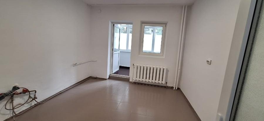 Apartament cu 3 camere decomandat în Obcini