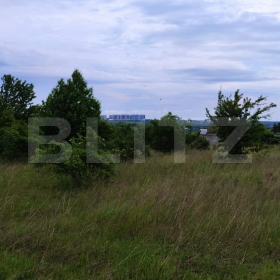 Teren Construcții intravilan de 500 mp, în Valea Lupului