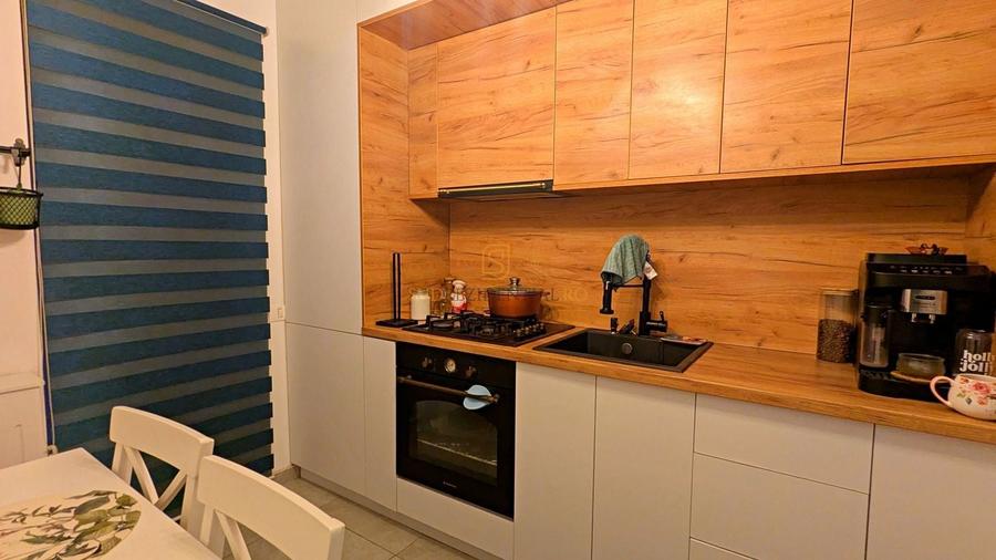 Apartament cu 2 camere decomandat, mobilat în Central — fotografia 3