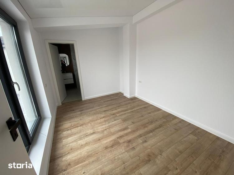 Apartament cu 4 camere în Crângași