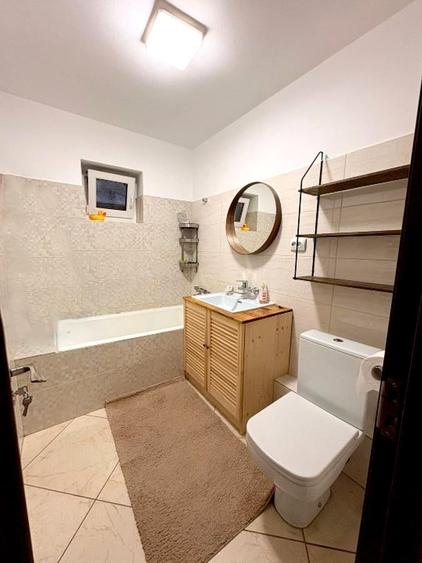 Apartament cu 4 camere semidecomandat, mobilat în Drumul Taberei