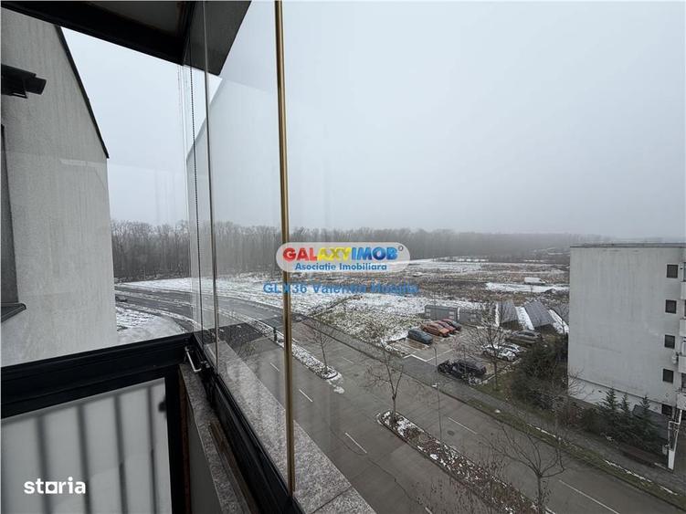 Apartament cu 3 camere, mobilat în Băneasa