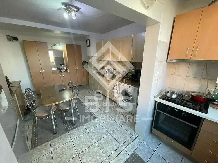 Apartament cu 2 camere decomandat în Central