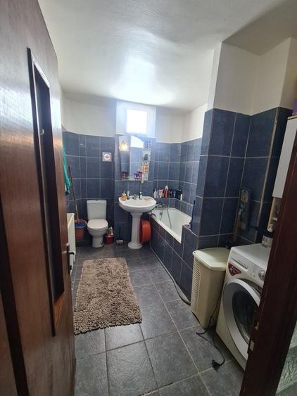 Apartament cu 2 camere decomandat în Popoveni