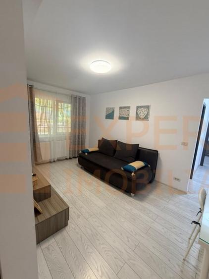 Apartament cu 3 camere semidecomandat, mobilat în Tomis Nord