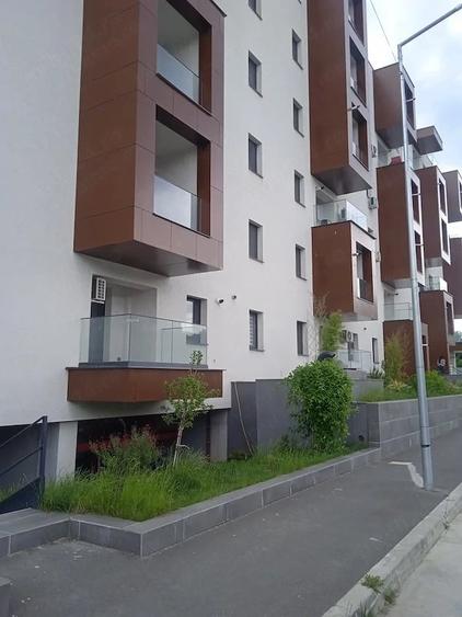 Inchiriez garsoniera pe str. Cremenita, bloc nou - raul Colentina - 2