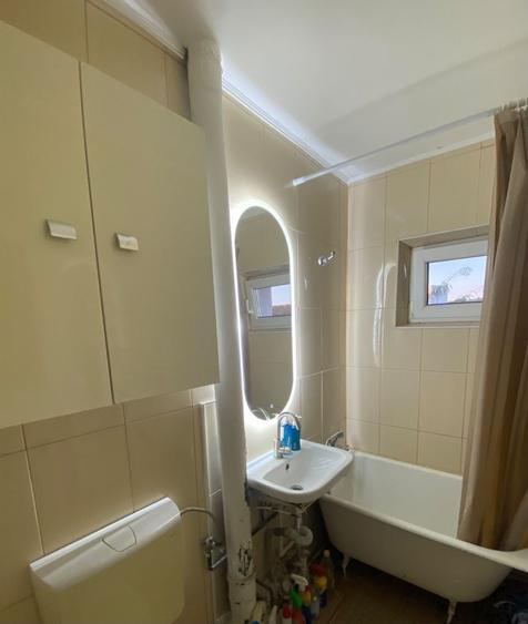 Apartament cu 2 camere semidecomandat în Olimp