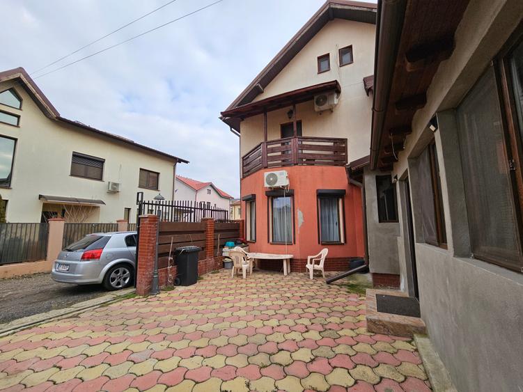 Casă individuală cu 6 camere cu Canalizare în Chiajna