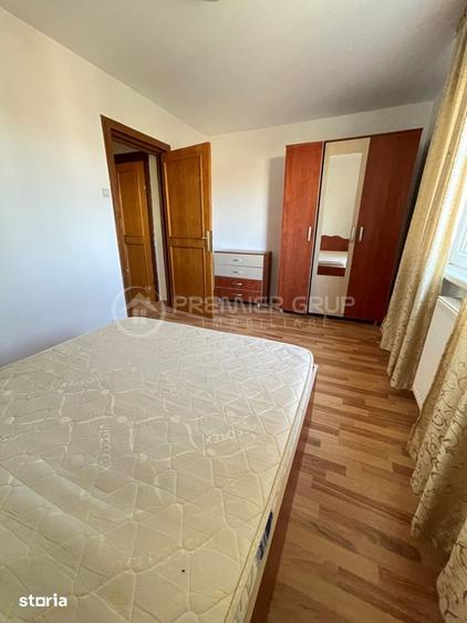 Apartament cu 2 camere semidecomandat în Podu Roș
