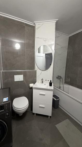 Apartament cu 4 camere în Drumul Carului