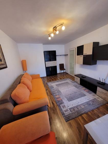 Apartament cu 2 camere decomandat în Sud