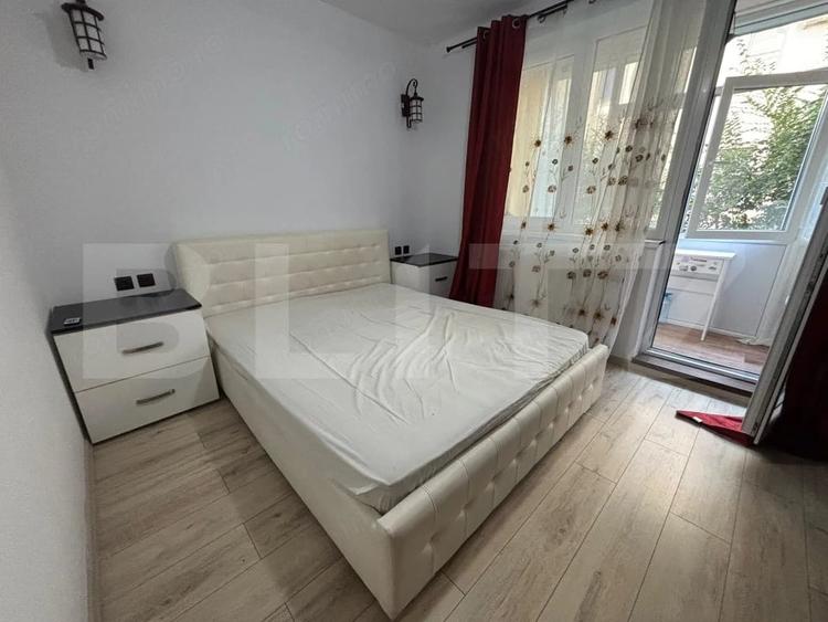 Apartament cu 2 camere semidecomandat în Filiași