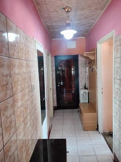 Apartament cu 2 camere decomandat în Aradul Nou