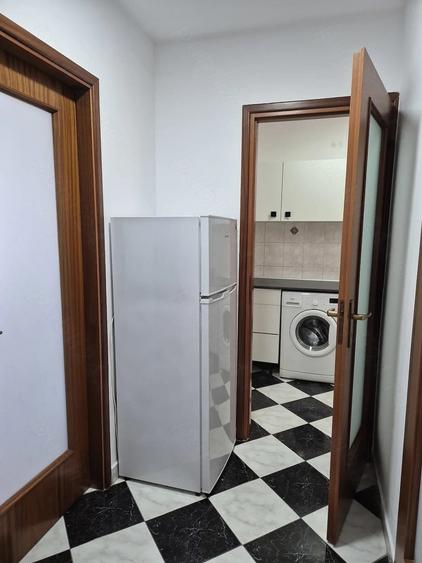 Apartament cu 2 camere semidecomandat în Sala Palatului