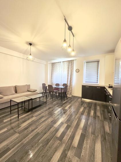 Apartament cu 2 camere semidecomandat în Florești